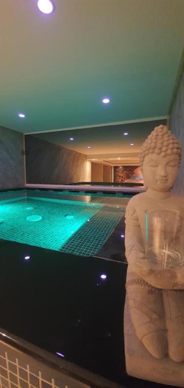 Modern Top Floor Sea View 3Br With Pools, Spa & Fitness Bečići المظهر الخارجي الصورة