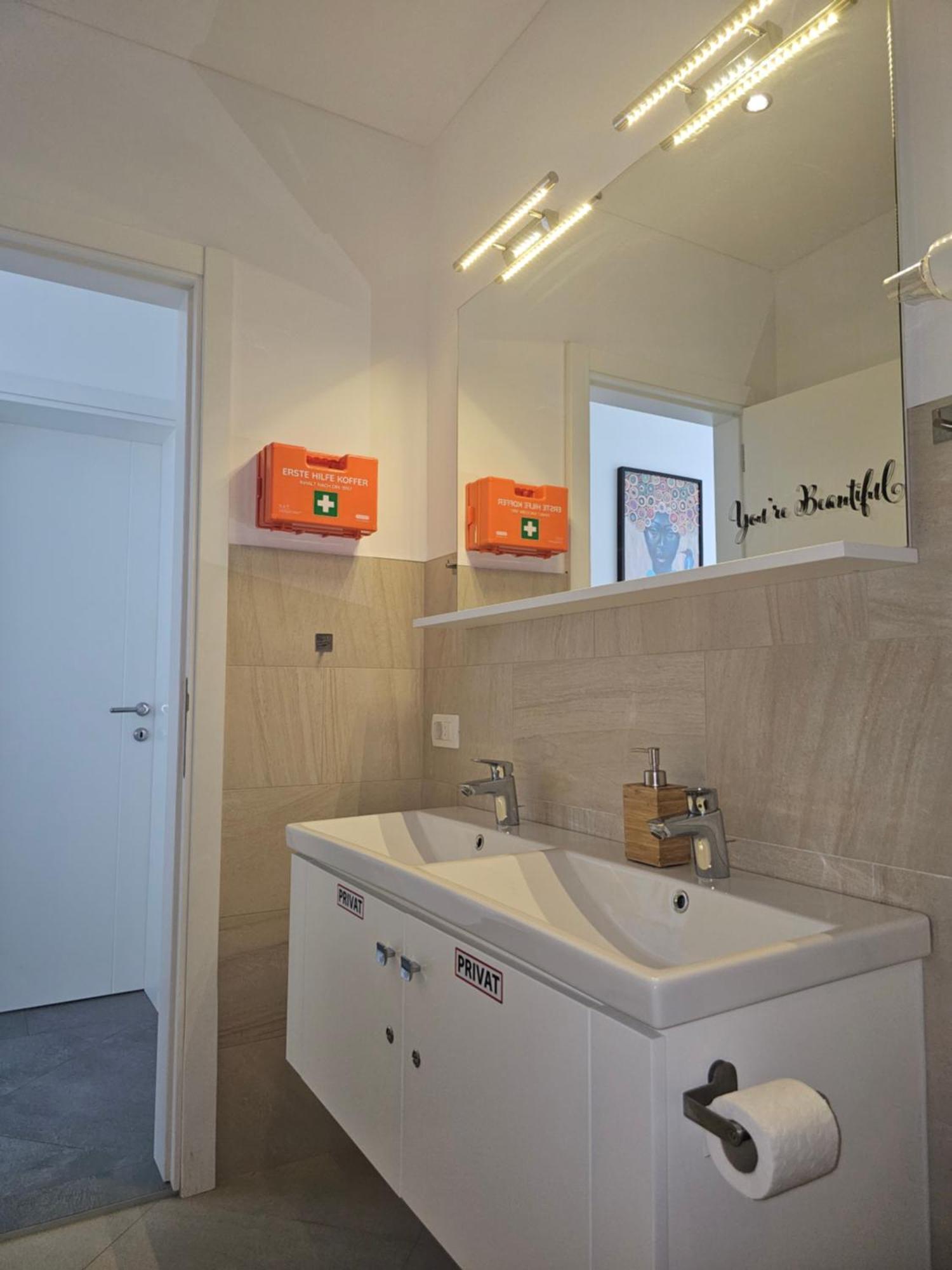 Modern Top Floor Sea View 3Br With Pools, Spa & Fitness Bečići المظهر الخارجي الصورة