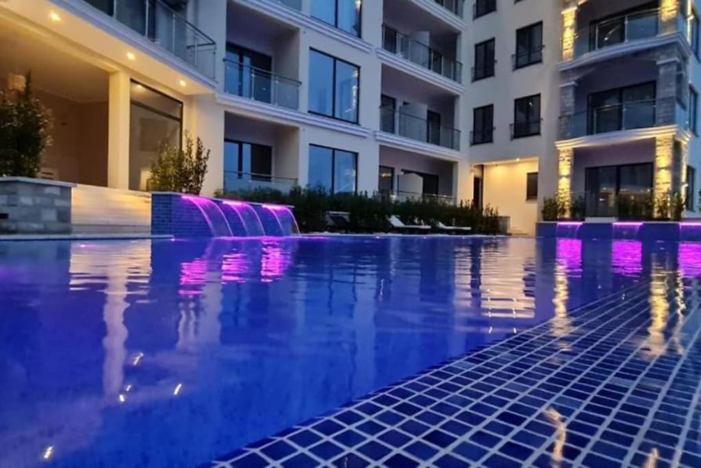 Modern Top Floor Sea View 3Br With Pools, Spa & Fitness Bečići المظهر الخارجي الصورة